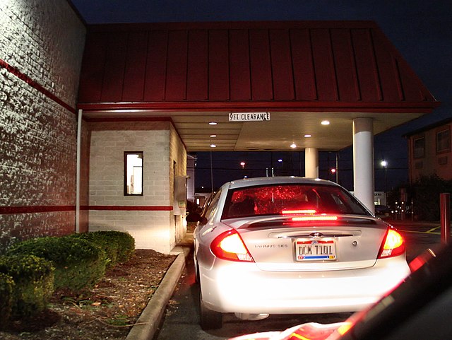 4 beneficios para cafeterías drive-thru